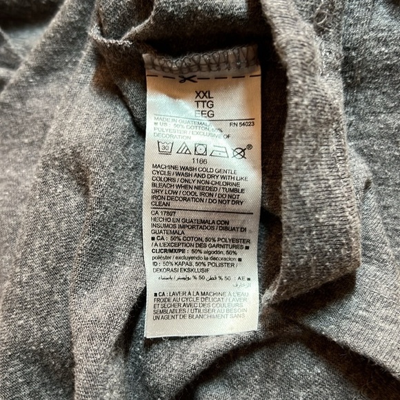 Old Navy XXL Soft Wash T-Shirt - Picture 6 of 6